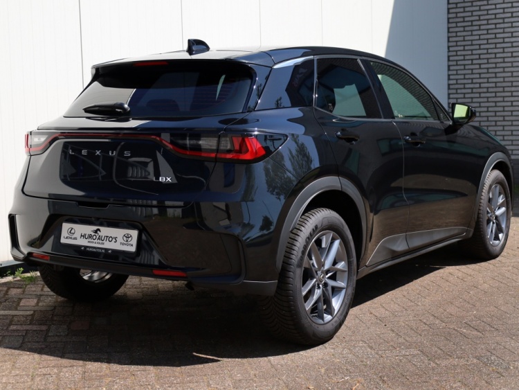 Lexus LBX 2WD Comfort & Safety | Stoelverwarming | Dodehoek | Parkeersenso