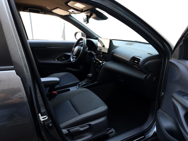 Toyota Yaris Cross 1.5 Hybr 130 Dynamic | Stoelverwarming | Parkeersensor | Trekhaa