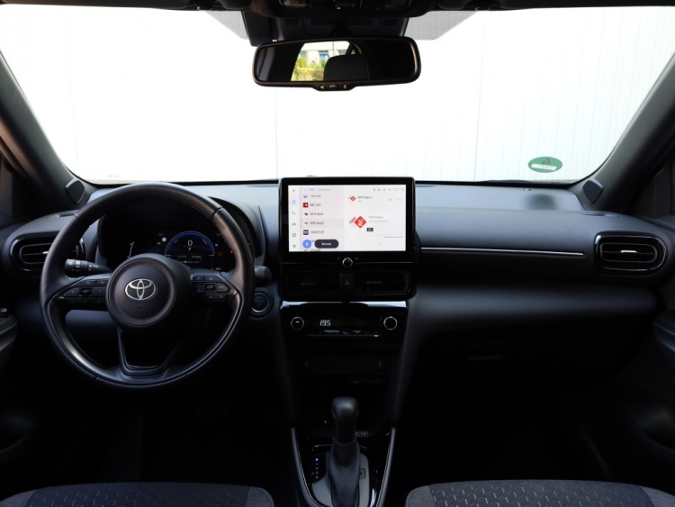 Toyota Yaris Cross 1.5 Hybr 130 Dynamic | Stoelverwarming | Parkeersensor | Trekhaa