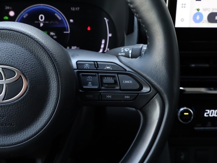 Toyota Yaris Cross 1.5 Hybr 130 Dynamic | Stoelverwarming | Parkeersensor | Trekhaa