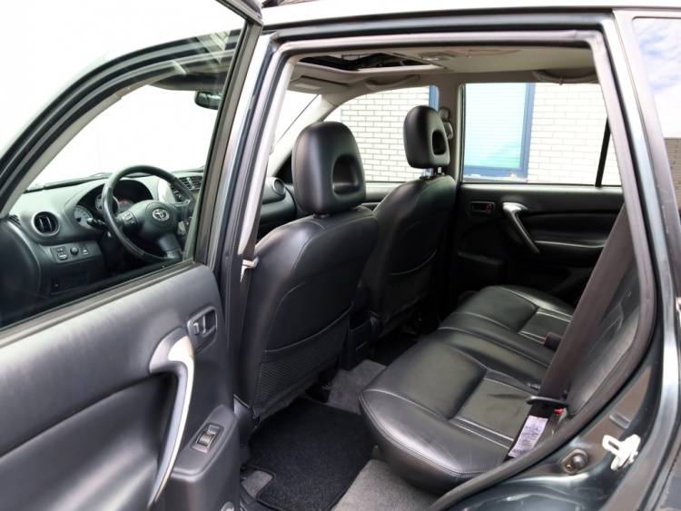 Toyota RAV4 2.0-16V VVT-i 4 WD Special Editon | Clima | Cruise | Schuifdak