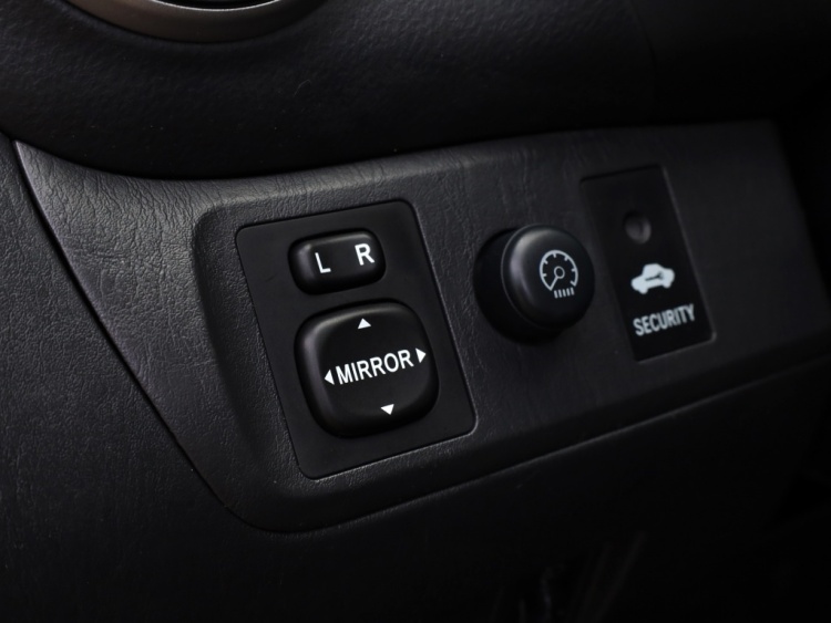 Toyota RAV4 2.0-16V VVT-i 4 WD Special Editon | Clima | Cruise | Schuifdak
