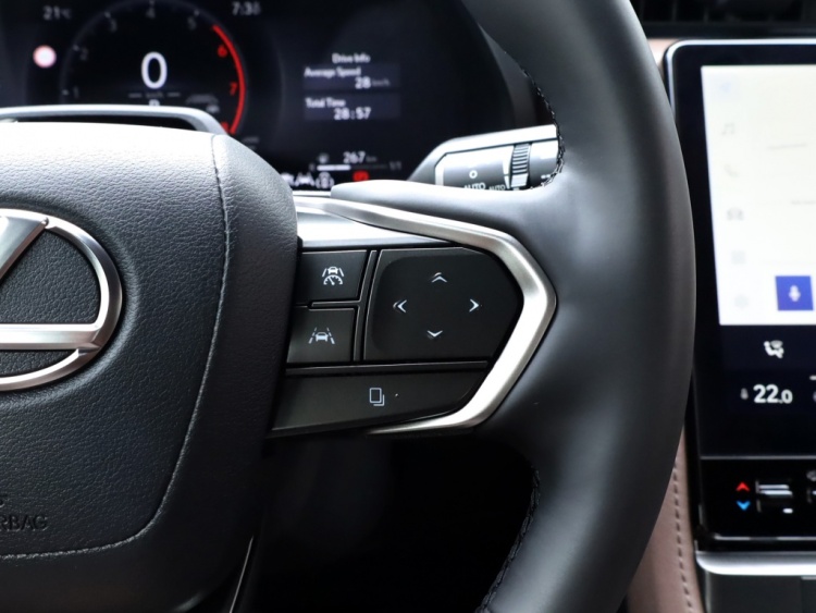 Lexus LBX Elegant 2WD | Advanced Pack | 360 Camera | Mark Levinson
