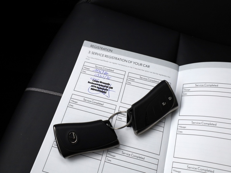 Lexus LBX Relax 2WD | Leder | Memory Seat | Dodehoek
