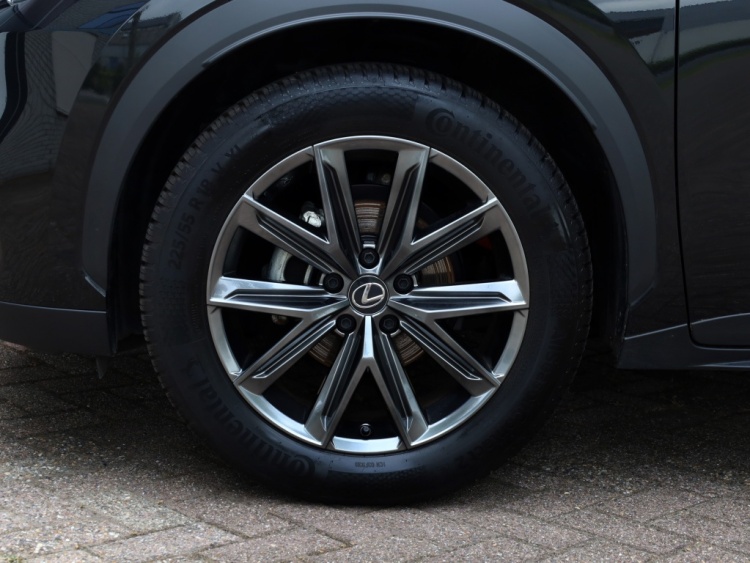Lexus LBX Relax 2WD | Leder | Memory Seat | Dodehoek