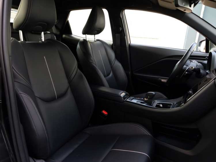 Lexus LBX Relax 2WD | Leder | Memory Seat | Dodehoek