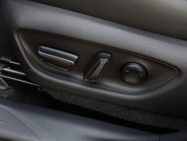 Lexus LBX Relax 2WD | Leder | Memory Seat | Dodehoek