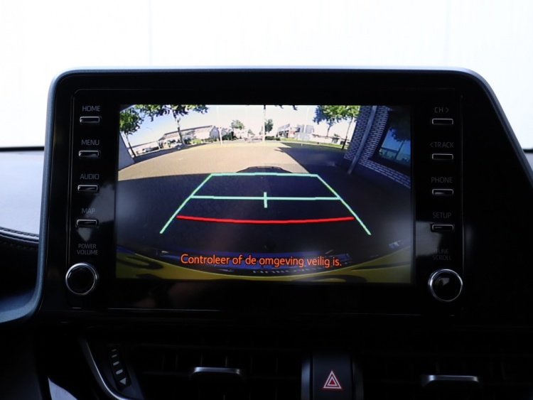 Toyota C-HR 1.8 Hybrid Dynamic | Carplay | Stoelverwarming | Trekhaak