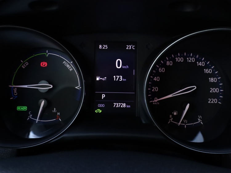 Toyota C-HR 1.8 Hybrid Dynamic | Carplay | Stoelverwarming | Trekhaak