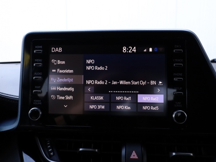 Toyota C-HR 1.8 Hybrid Dynamic | Carplay | Stoelverwarming | Trekhaak