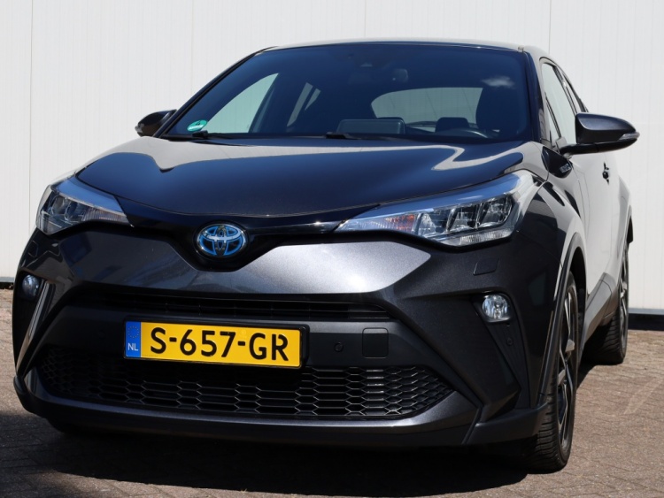 Toyota C-HR 1.8 Hybrid Dynamic | Carplay | Stoelverwarming | Trekhaak