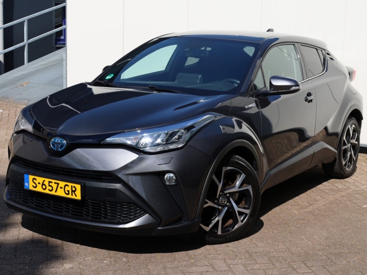 Toyota C-HR 1.8 Hybrid Dynamic | Carplay | Stoelverwarming | Trekhaak