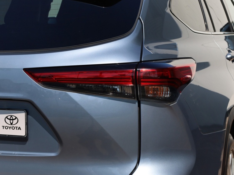 Toyota highlander 2.5 AWD Hybrid Executive | JBL | Leder | Stoelverwarming