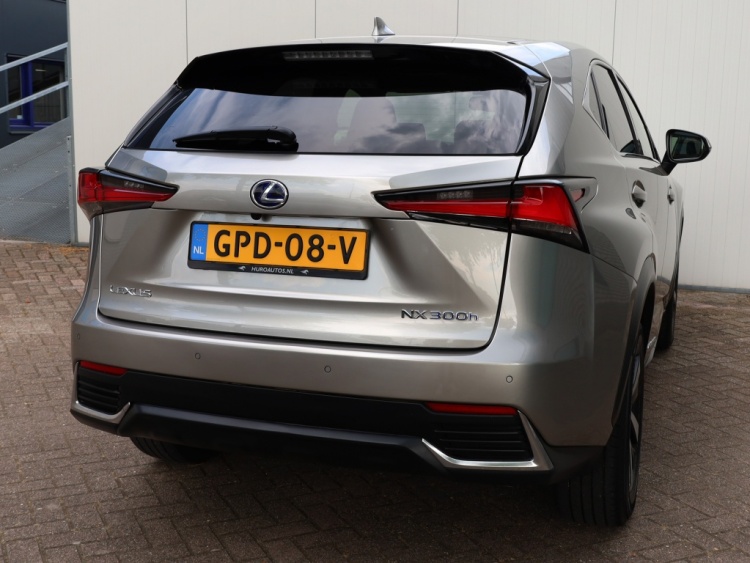 Lexus NX 300h AWD President Line | Panoramadak | Mark Levinson | Stoelventilatie