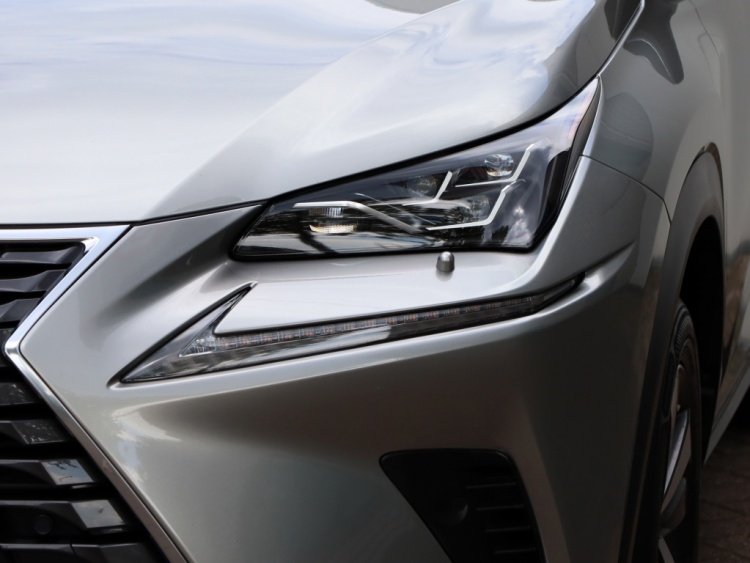 Lexus NX 300h AWD President Line | Panoramadak | Mark Levinson | Stoelventilatie