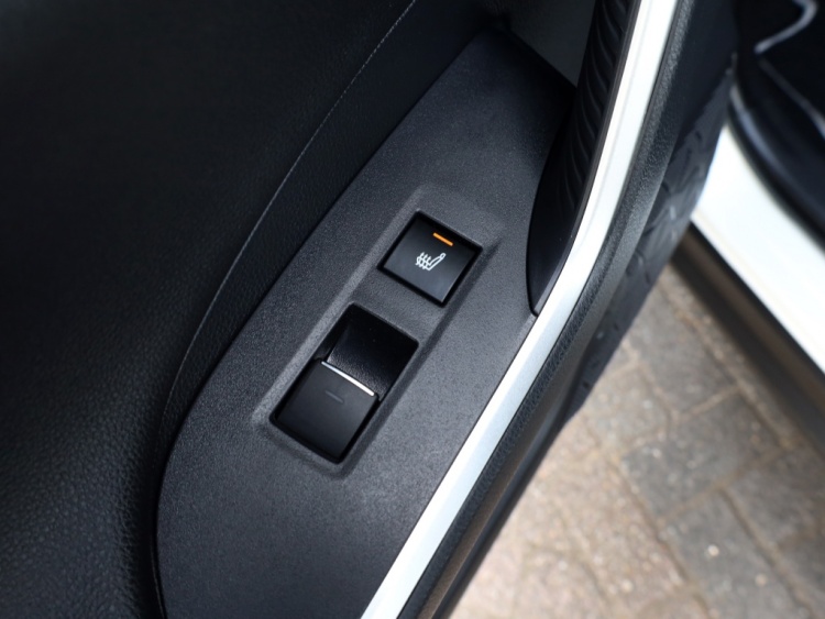 Toyota RAV4 2.5 Plug-In Hybrid Bi-Tone+ | Panoramadak | 360 Camera | Stoelventilatie