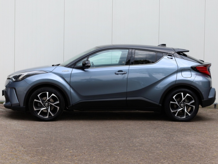 Toyota C-HR 2.0 Hybrid Bi-Tone | Full LED | Park-Assist | Trekhaak