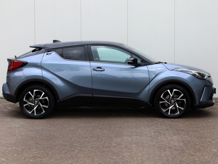 Toyota C-HR 2.0 Hybrid Bi-Tone | Full LED | Park-Assist | Trekhaak