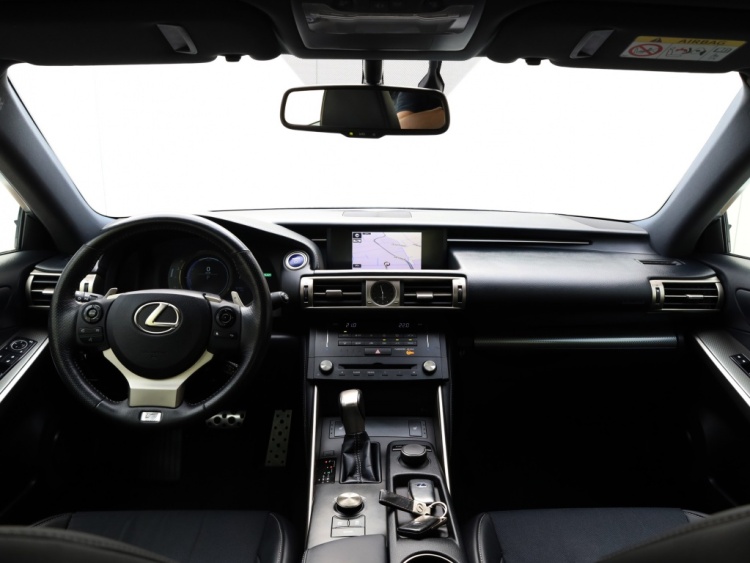 Lexus IS 300h F Sport Line | Full LED | Stoel/Stuurwiel verwarming | PDC