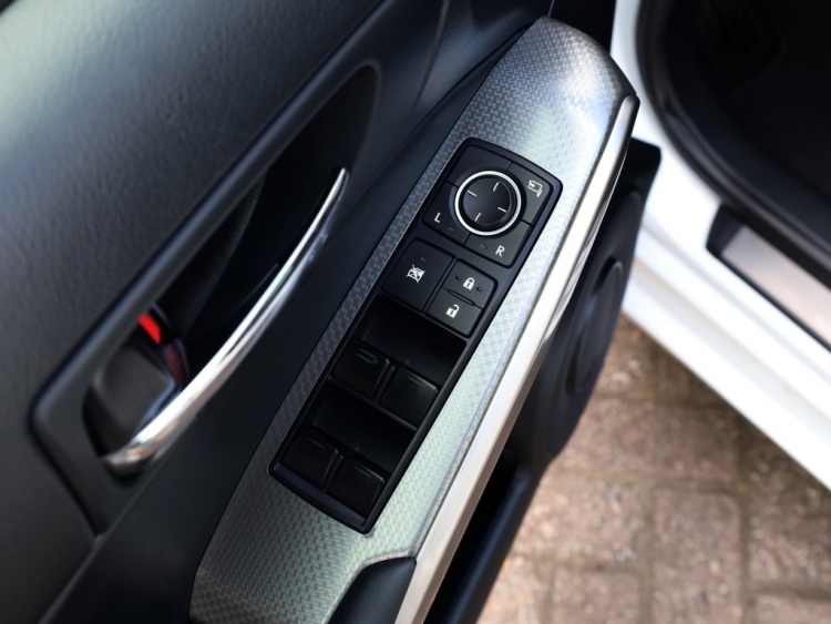 Lexus IS 300h F Sport Line | Full LED | Stoel/Stuurwiel verwarming | PDC