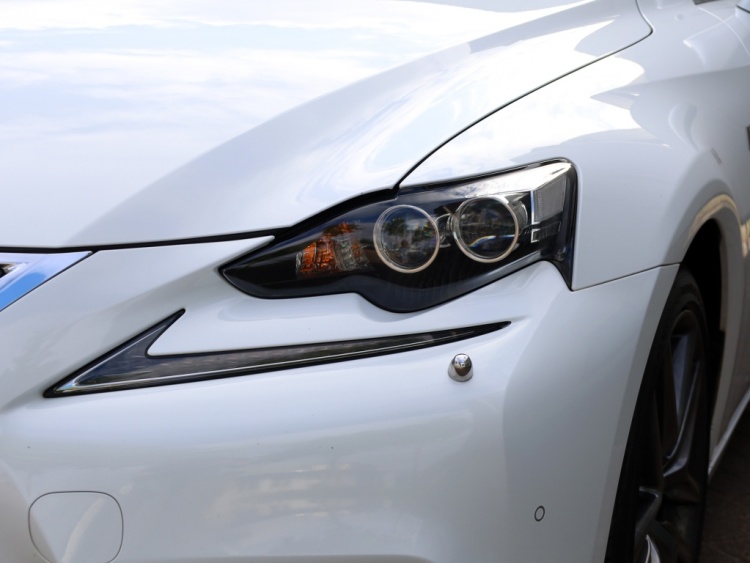 Lexus IS 300h F Sport Line | Full LED | Stoel/Stuurwiel verwarming | PDC
