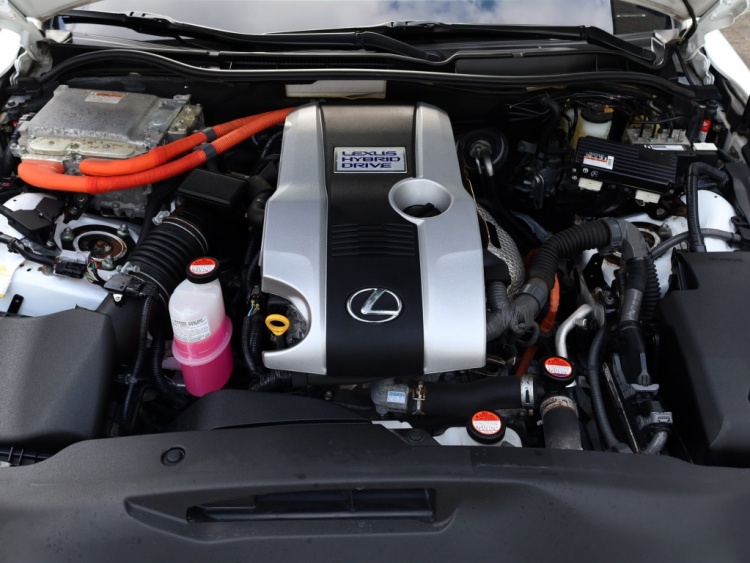 Lexus IS 300h F Sport Line | Full LED | Stoel/Stuurwiel verwarming | PDC