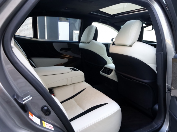 Lexus LS 500h AWD F Sport Line