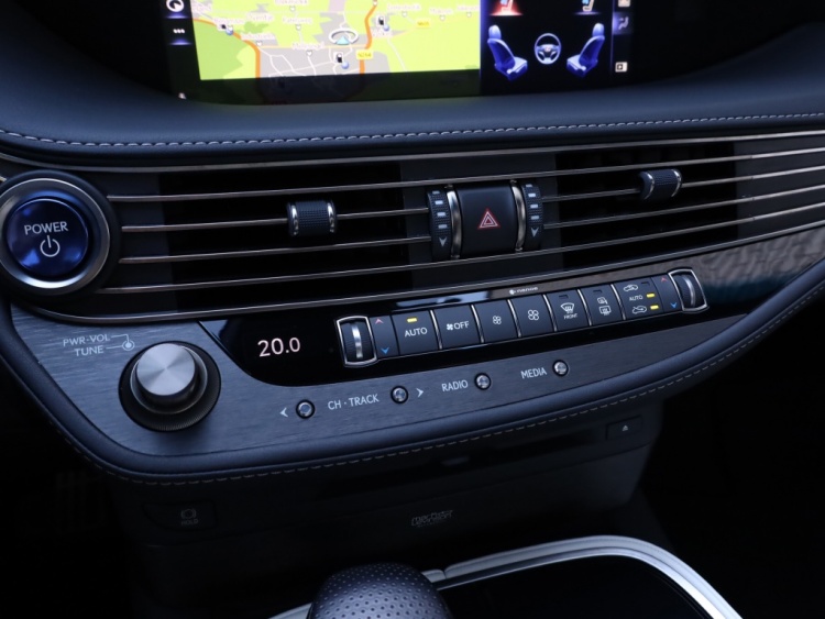 Lexus LS 500h AWD F Sport Line