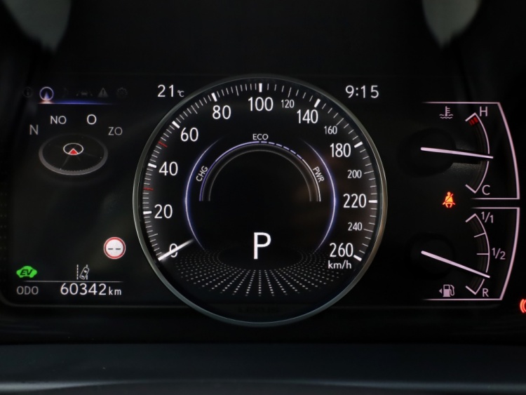 Lexus ES 300h President Line | Mark Levinson | Camerabeeld Buitenspiegels
