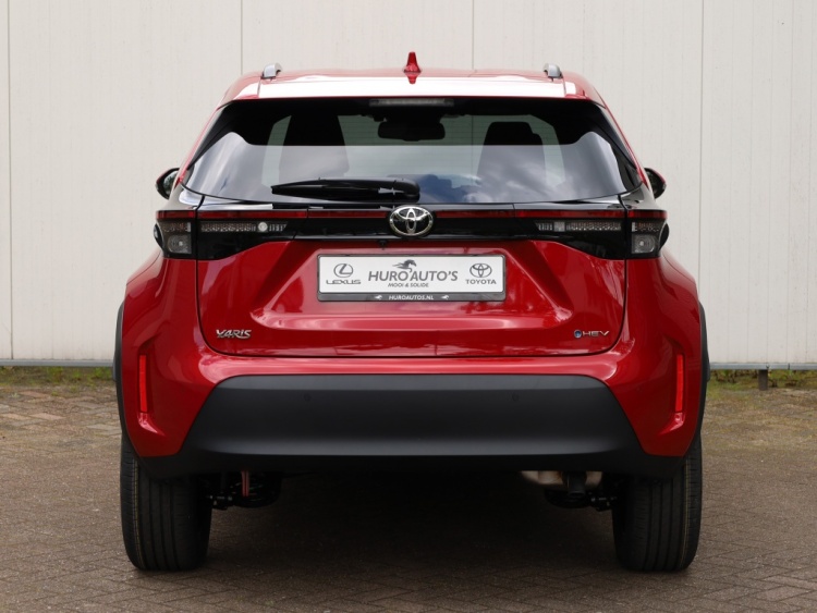 Toyota Yaris Cross 1.5 Hybrid 130 Dynamic | Stoel/Stuurwielverwarming | Dodehoek | PDC