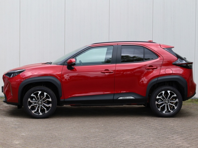 Toyota Yaris Cross 1.5 Hybrid 130 Dynamic | Stoel/Stuurwielverwarming | Dodehoek | PDC
