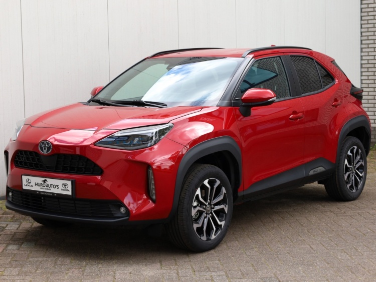 Toyota Yaris Cross 1.5 Hybrid 130 Dynamic | Stoel/Stuurwielverwarming | Dodehoek | PDC