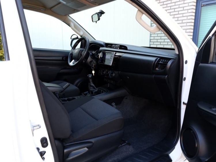 Toyota Hilux 2.4 D-4D 4x4 Xtra Cab Cool Comfort | Airco | Cruise | Trekhaak