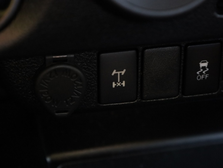 Toyota Hilux 2.4 D-4D 4x4 Xtra Cab Cool Comfort | Airco | Cruise | Trekhaak