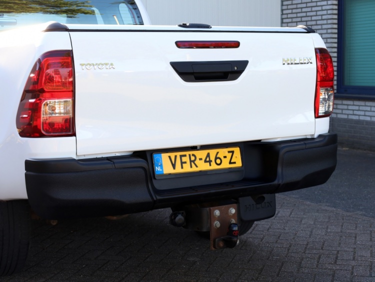 Toyota Hilux 2.4 D-4D 4x4 Xtra Cab Cool Comfort | Airco | Cruise | Trekhaak