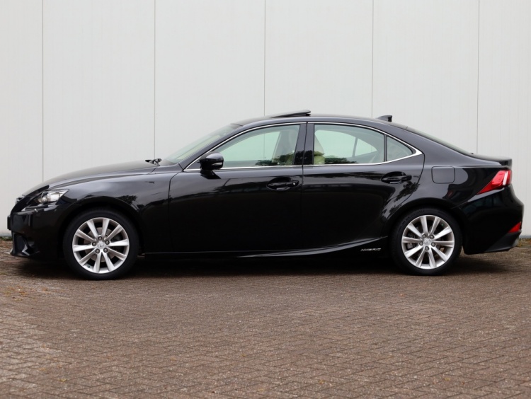 Lexus IS 300h Business Line Pro | Leder | Schuifdak | Adaptive Cruise