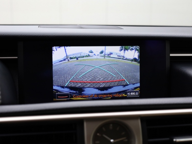 Lexus IS 300h Business Line Pro | Leder | Schuifdak | Adaptive Cruise