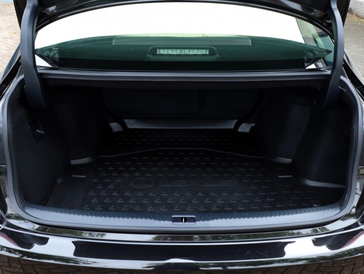 Lexus IS 300h Business Line Pro | Leder | Schuifdak | Adaptive Cruise