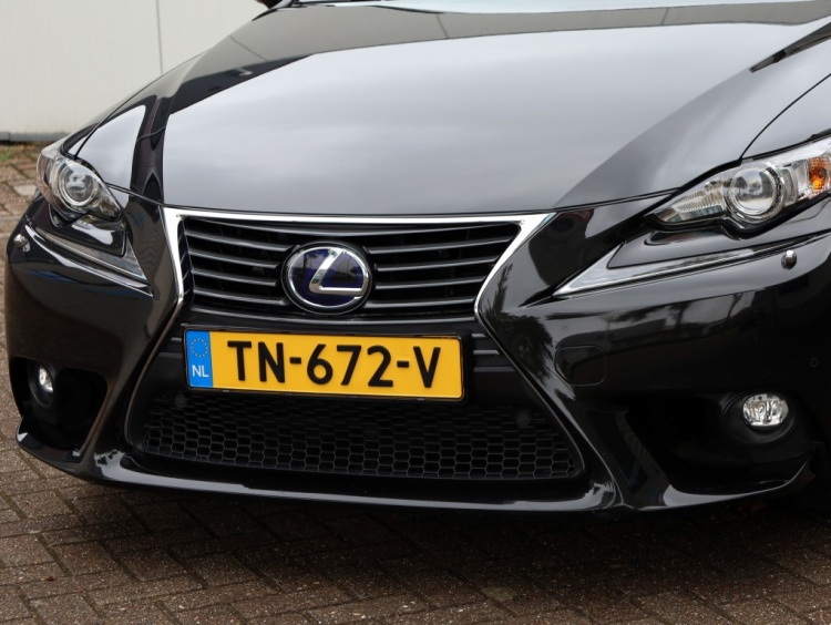 Lexus IS 300h Business Line Pro | Leder | Schuifdak | Adaptive Cruise