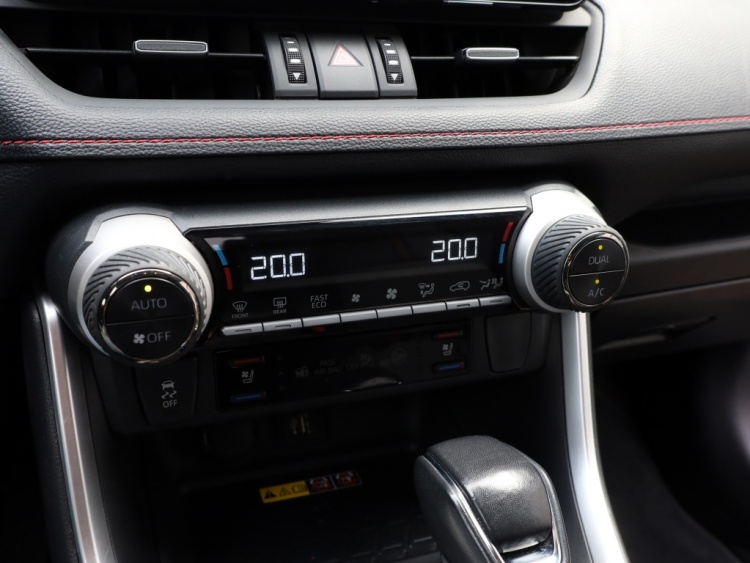 Toyota RAV4 2.5 Plug-in Hybrid Bi-Tone+ | 360 Camera | Stoelventilatie | Trekhaak
