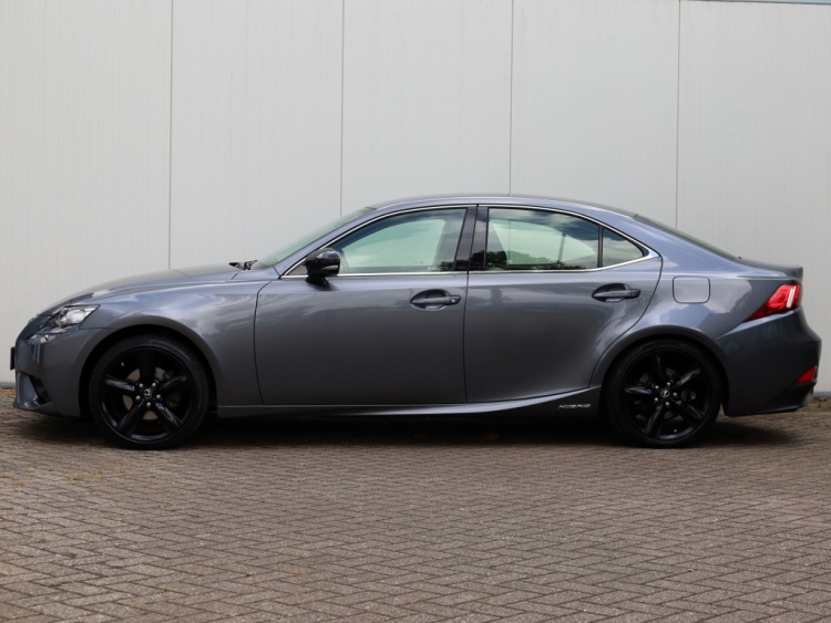 Lexus IS 300h Sport Edition | Stoelverwarming | Parkeersensor | Camera