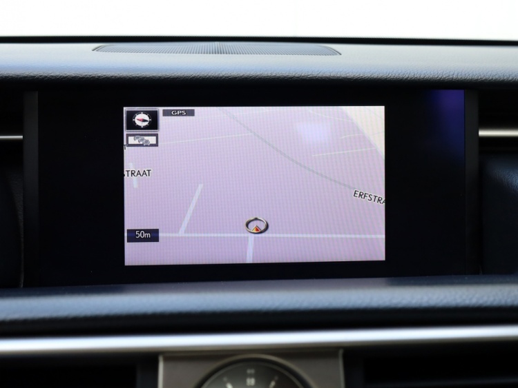 Lexus IS 300h Sport Edition | Stoelverwarming | Parkeersensor | Camera