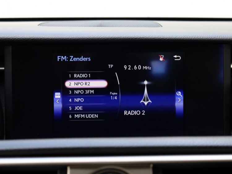Lexus IS 300h Sport Edition | Stoelverwarming | Parkeersensor | Camera