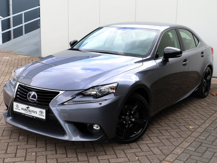 Lexus IS 300h Sport Edition | Stoelverwarming | Parkeersensor | Camera
