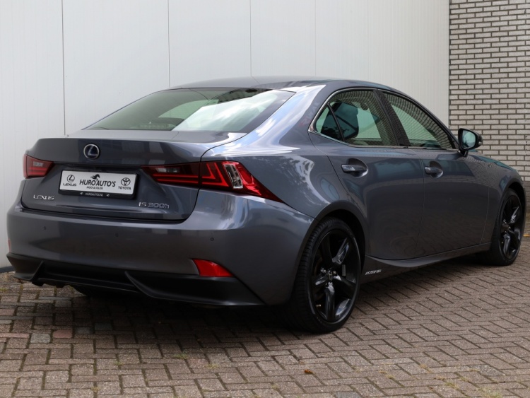 Lexus IS 300h Sport Edition | Stoelverwarming | Parkeersensor | Camera