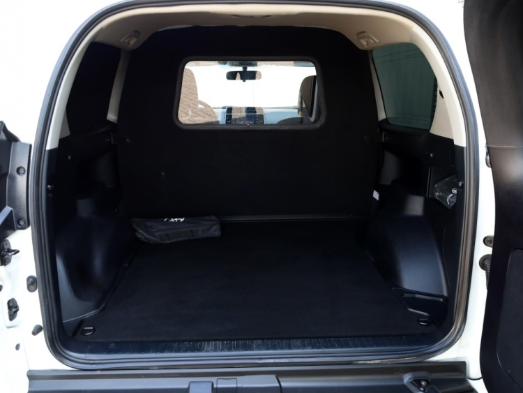 Toyota Land Cruiser 2.8 D4-D-F 3 DRS BLIND VAN | Climate Control | Cruise Control