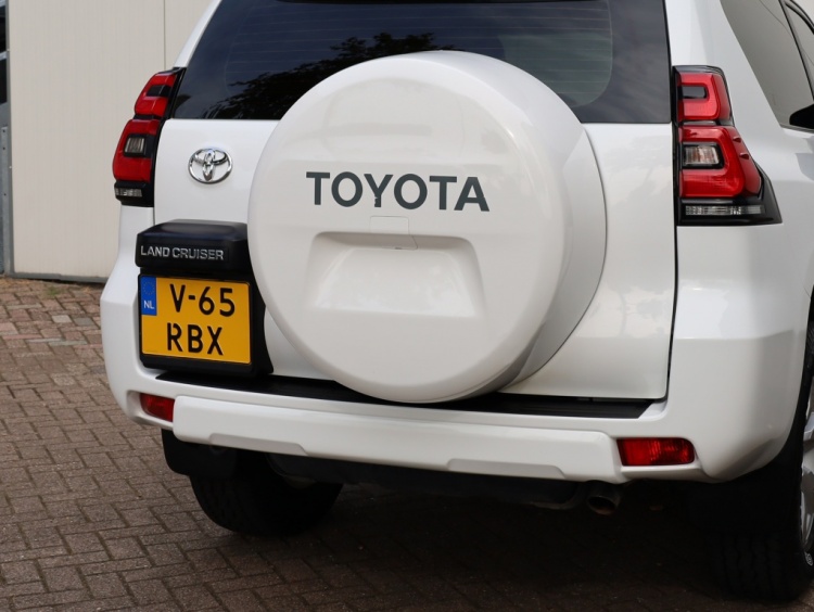 Toyota Land Cruiser 2.8 D4-D-F 3 DRS BLIND VAN | Climate Control | Cruise Control