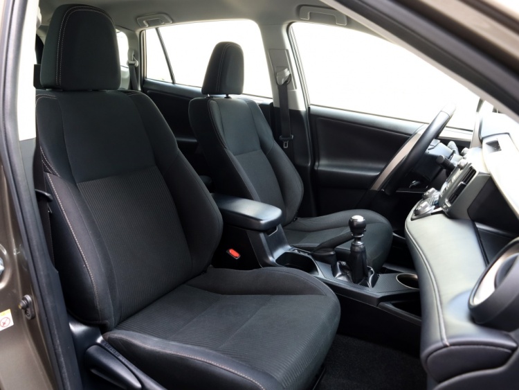 Toyota RAV4 2.0 Dynamic Limited 4WD | Dodehoek | Clima | PDC