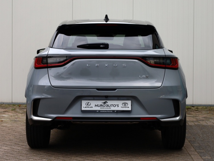 Lexus LBX 1.5 Cool 2WD | Carplay | Memory Seat | Leder/Suede