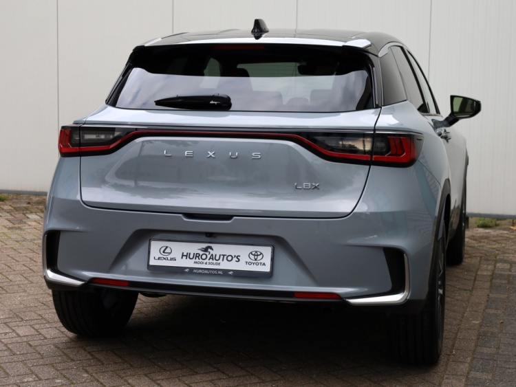 Lexus LBX 1.5 Cool 2WD | Carplay | Memory Seat | Leder/Suede